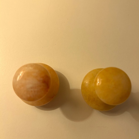 Yellow and Cream Skincare Massage Tools - Picture 1 of 2